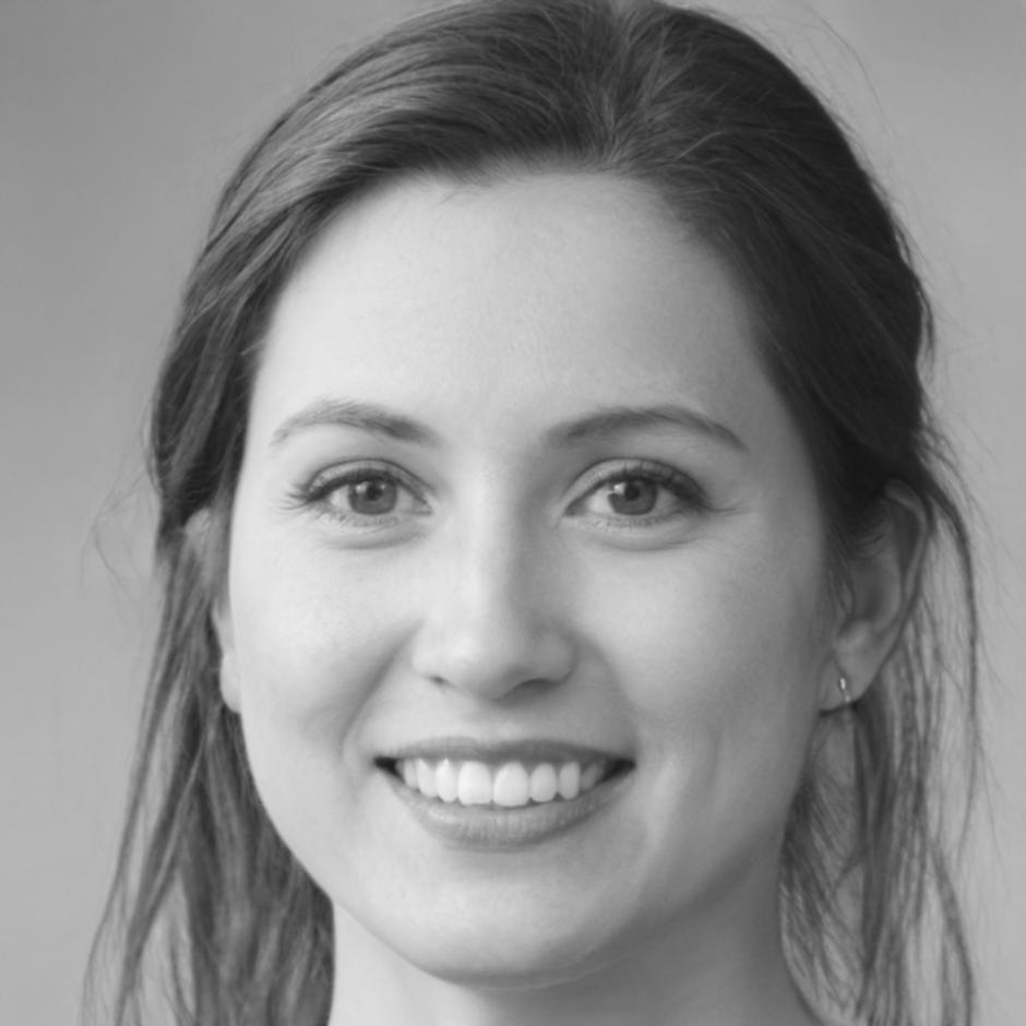 Portrait de Célestine Moreau, formatrice en finance